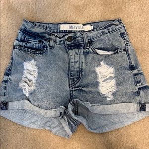 Brandy Melville shorts with rips and high waist